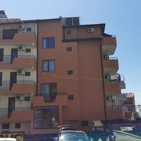 Hotel Atanasov 1 Primorsko Exterior foto