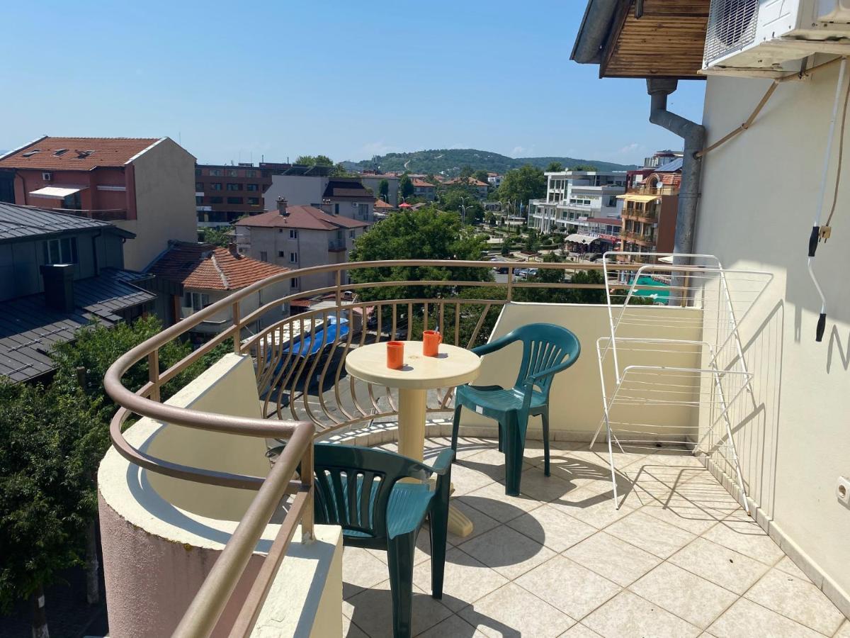 Hotel Atanasov 1 Primorsko Exterior foto
